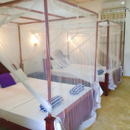 Aloha Beach Resort Tangalle Kültér fotó