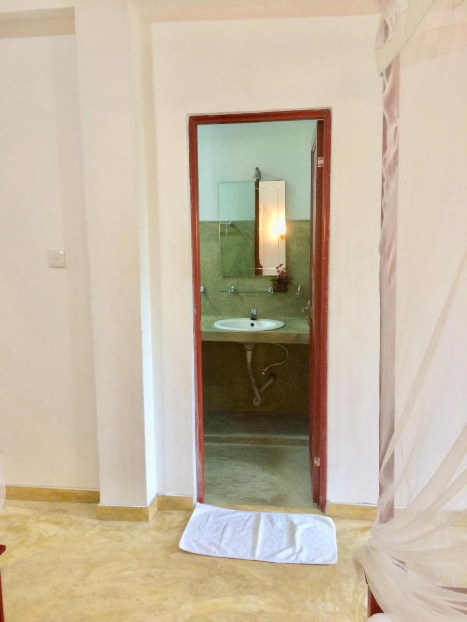 Aloha Beach Resort Tangalle Kültér fotó