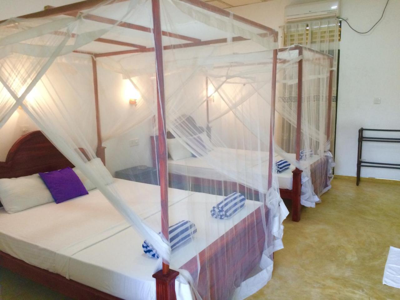 Aloha Beach Resort Tangalle Kültér fotó