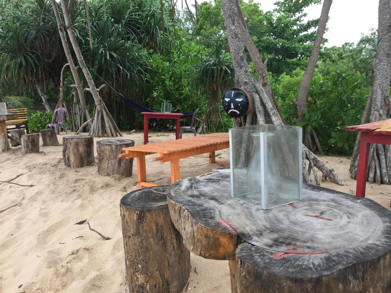 Aloha Beach Resort Tangalle Kültér fotó