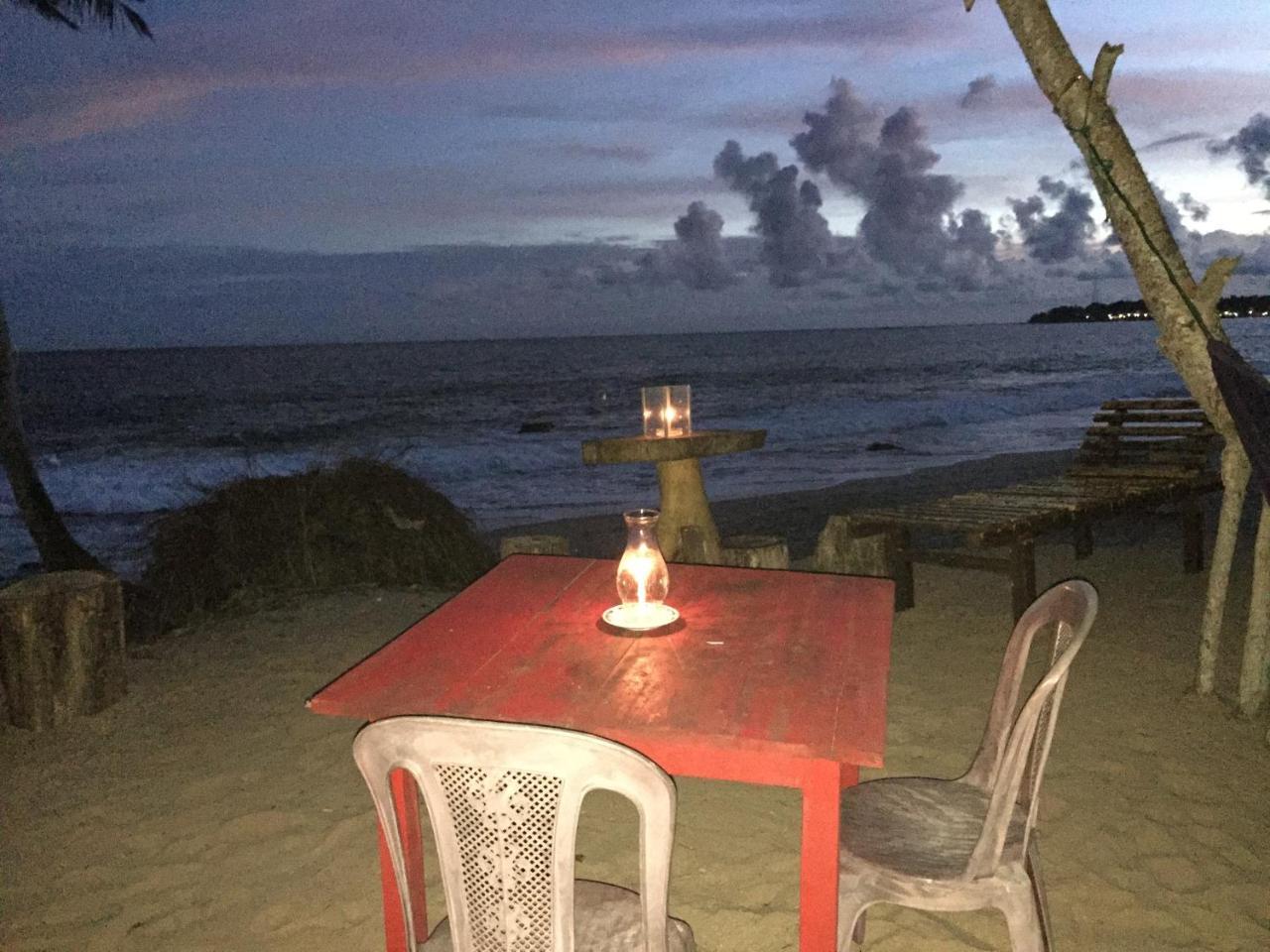 Aloha Beach Resort Tangalle Kültér fotó