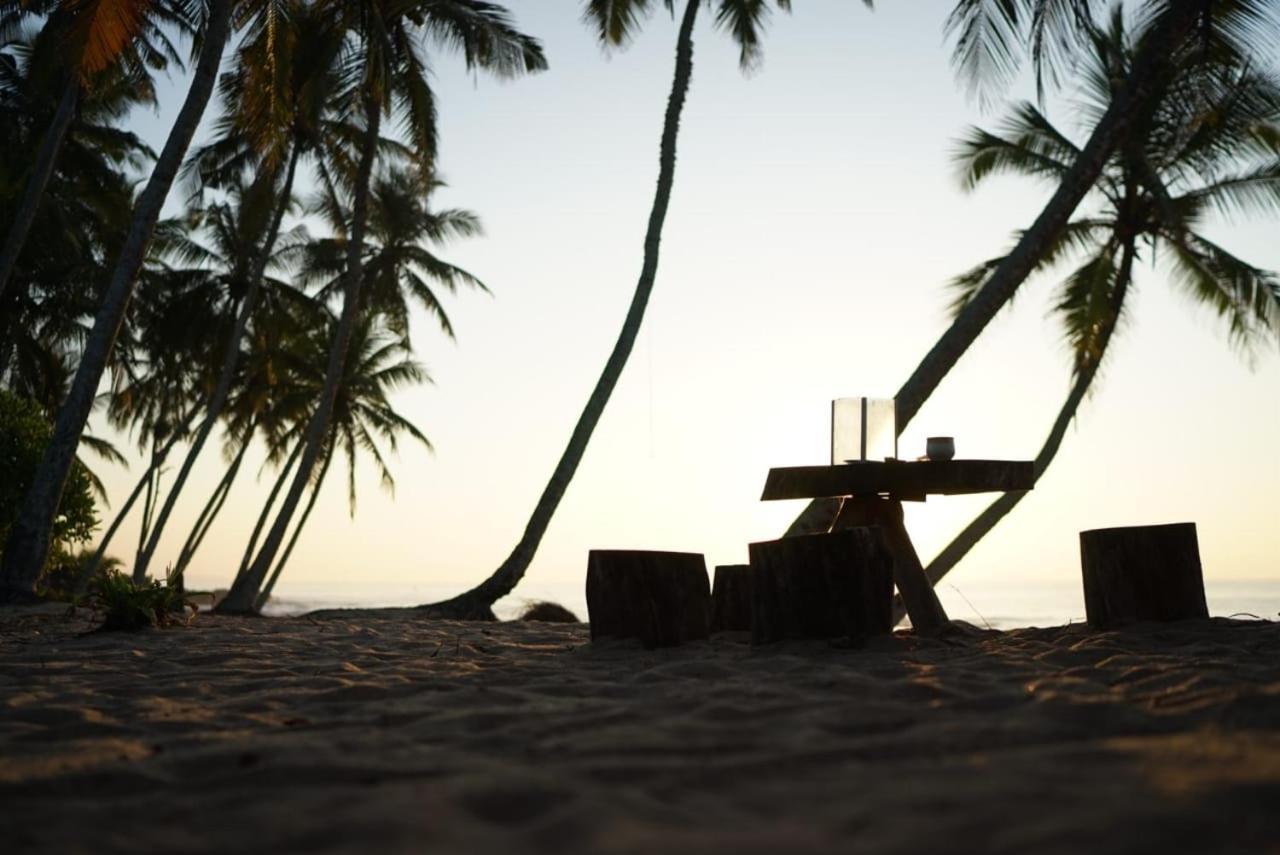 Aloha Beach Resort Tangalle Kültér fotó