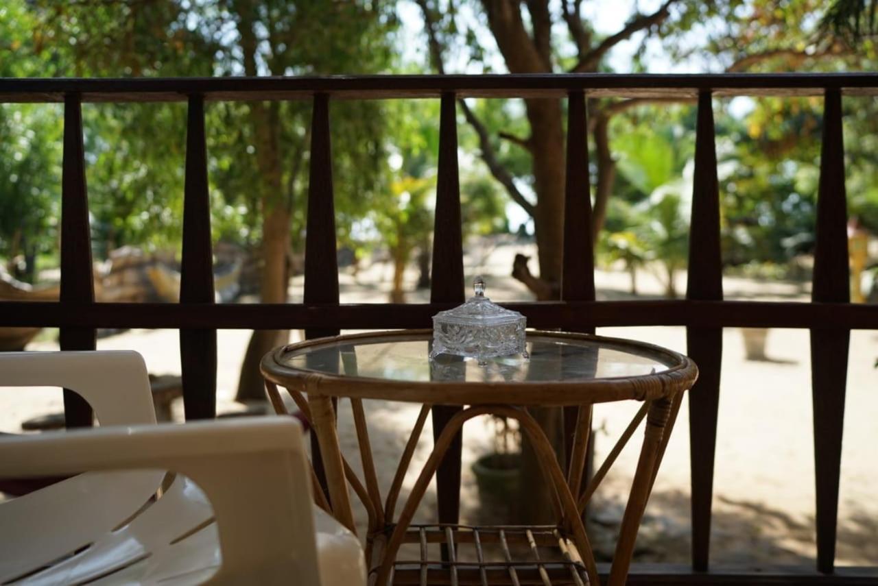 Aloha Beach Resort Tangalle Kültér fotó