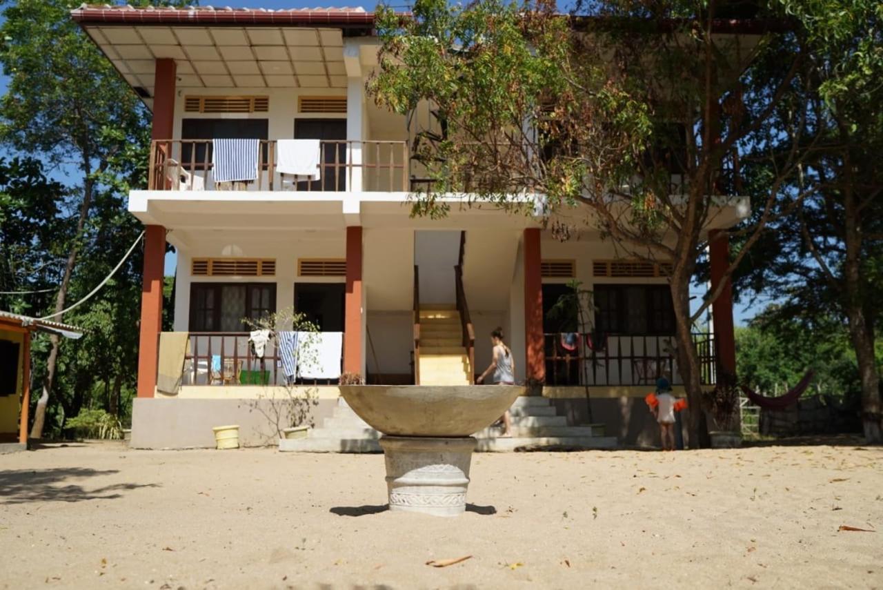 Aloha Beach Resort Tangalle Kültér fotó